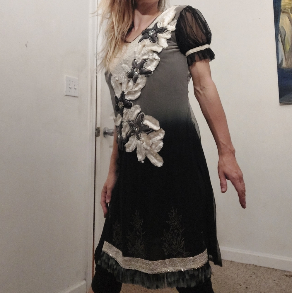 Vintage 90's Y2K embroidered sparkle feather midi dress ~ tunic - Picture 5 of 16